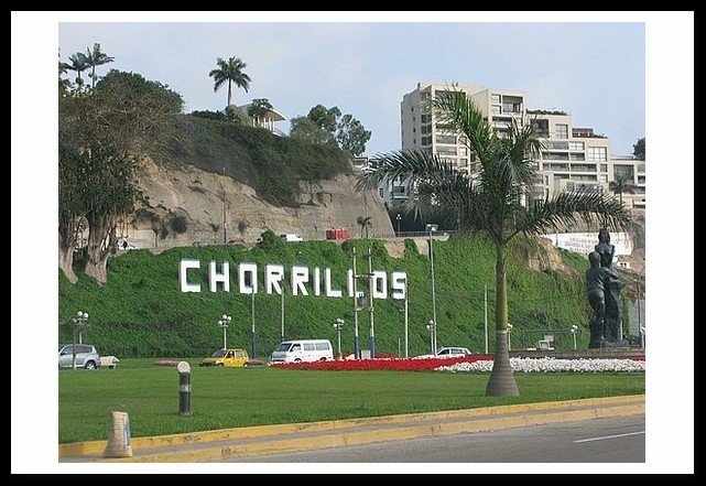 Gruas Chorrillos‎ -Remolque de Vehiculos Chorrillos‎ -Auxilio Mecanico de carros Chorrillos‎